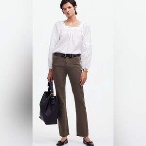 Madewell Mid-Rise Kick Out Jeans Raw Hem Edition in Driftwood Brown Size 27